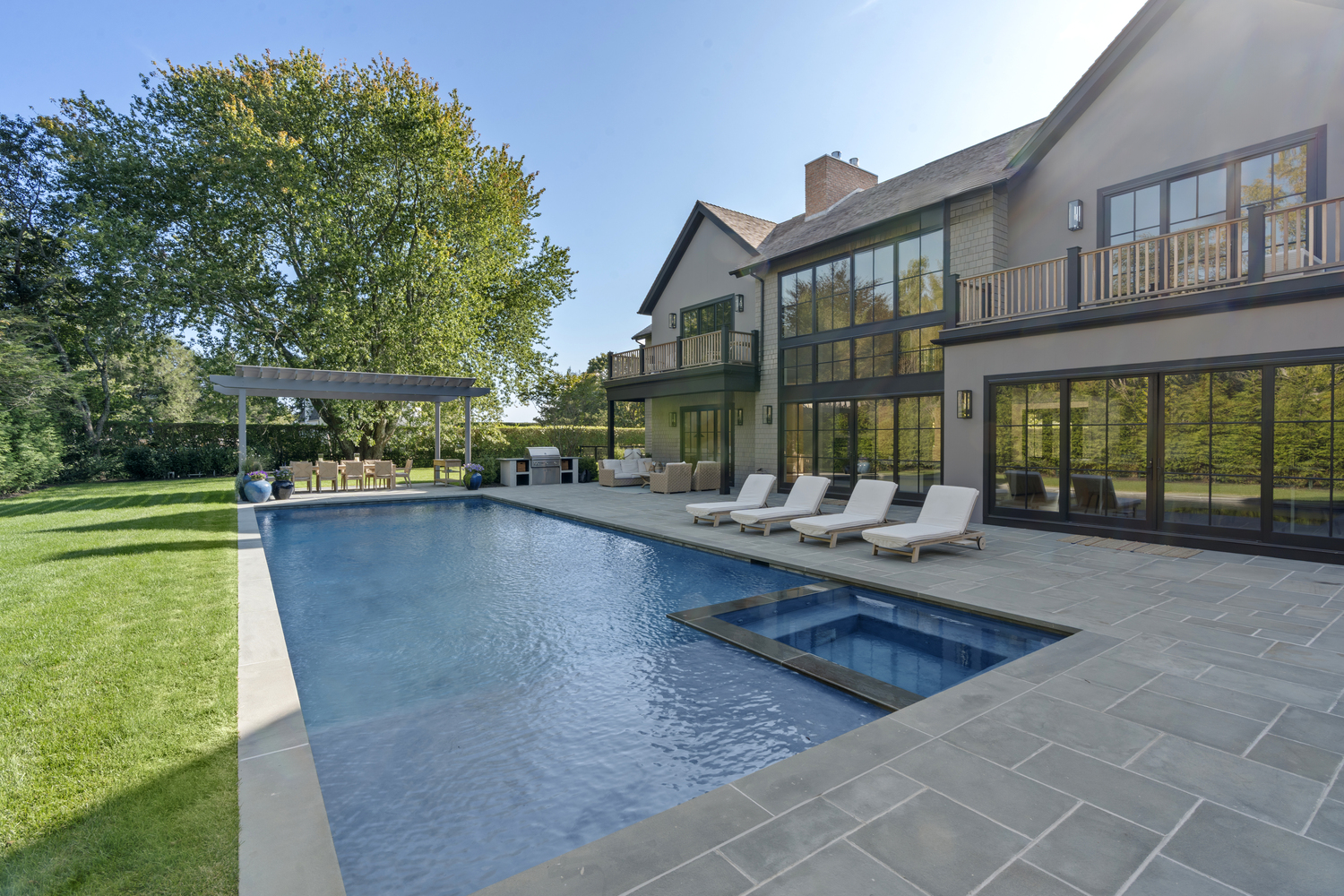 85 Pheasant Drive in Bridgehampton, which recently sold for just shy of $10 million. COURTESY DOUGLAS ELLIMAN