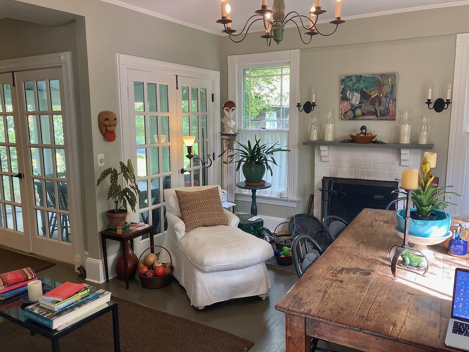 Inside the Bridgehampton home of Eva Faye and Abby Terkuhle. KYRIL BROMLEY