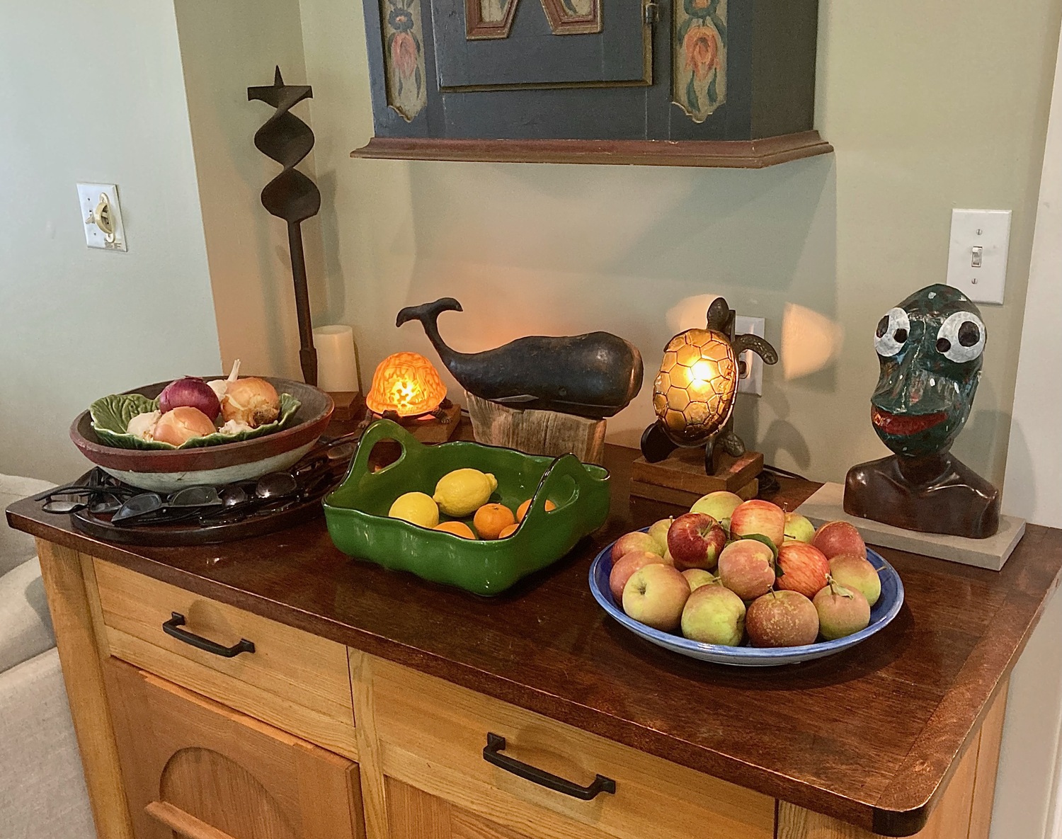 Inside the Bridgehampton home of Eva Faye and Abby Terkuhle. KYRIL BROMLEY