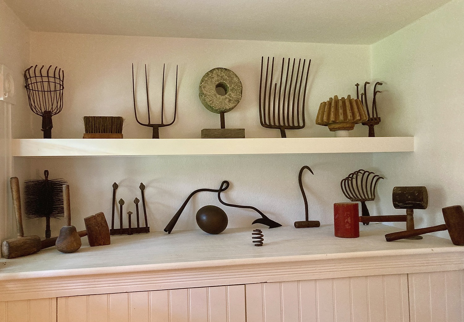 Inside the Bridgehampton home of Eva Faye and Abby Terkuhle. KYRIL BROMLEY