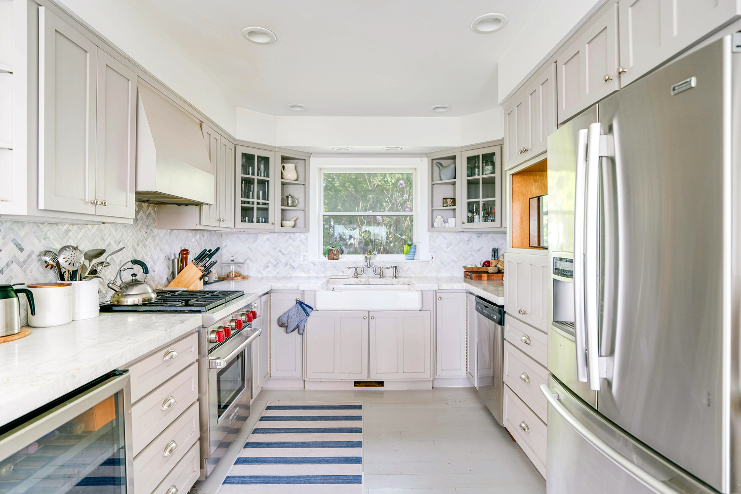 Inside Esha Soni’s Montauk home. DOUGLAS ELLIMAN