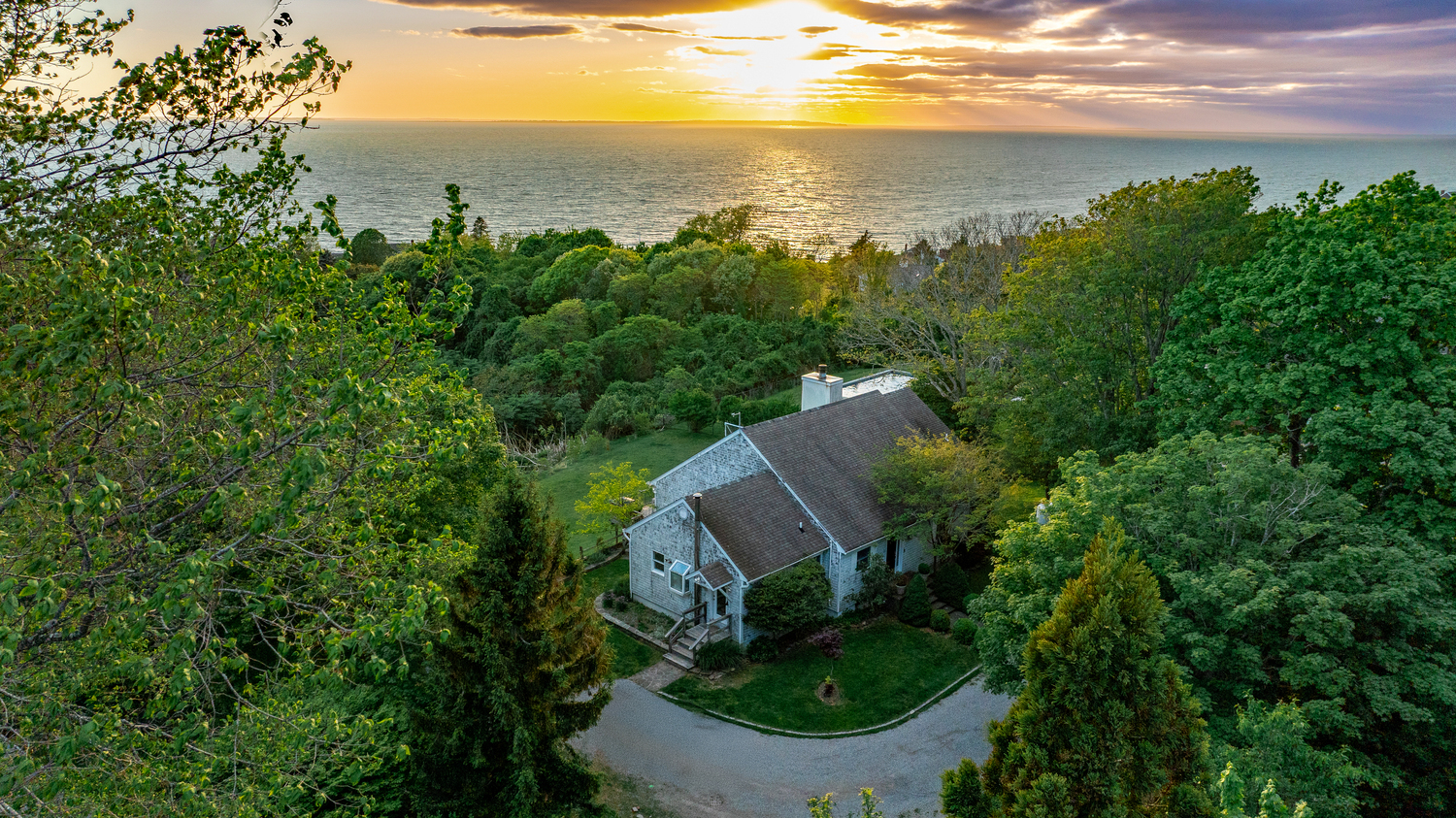 The sun sets on Esha Soni’s Montauk home. DOUGLAS ELLIMAN