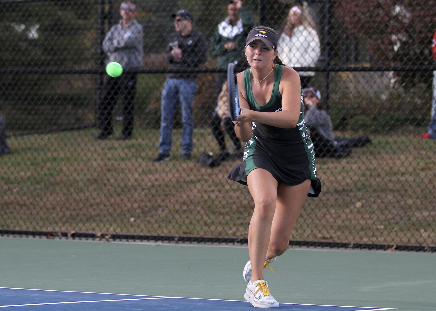 Westhampton Beach senior Ana Way races for a return. DESIRÉE KEEGAN