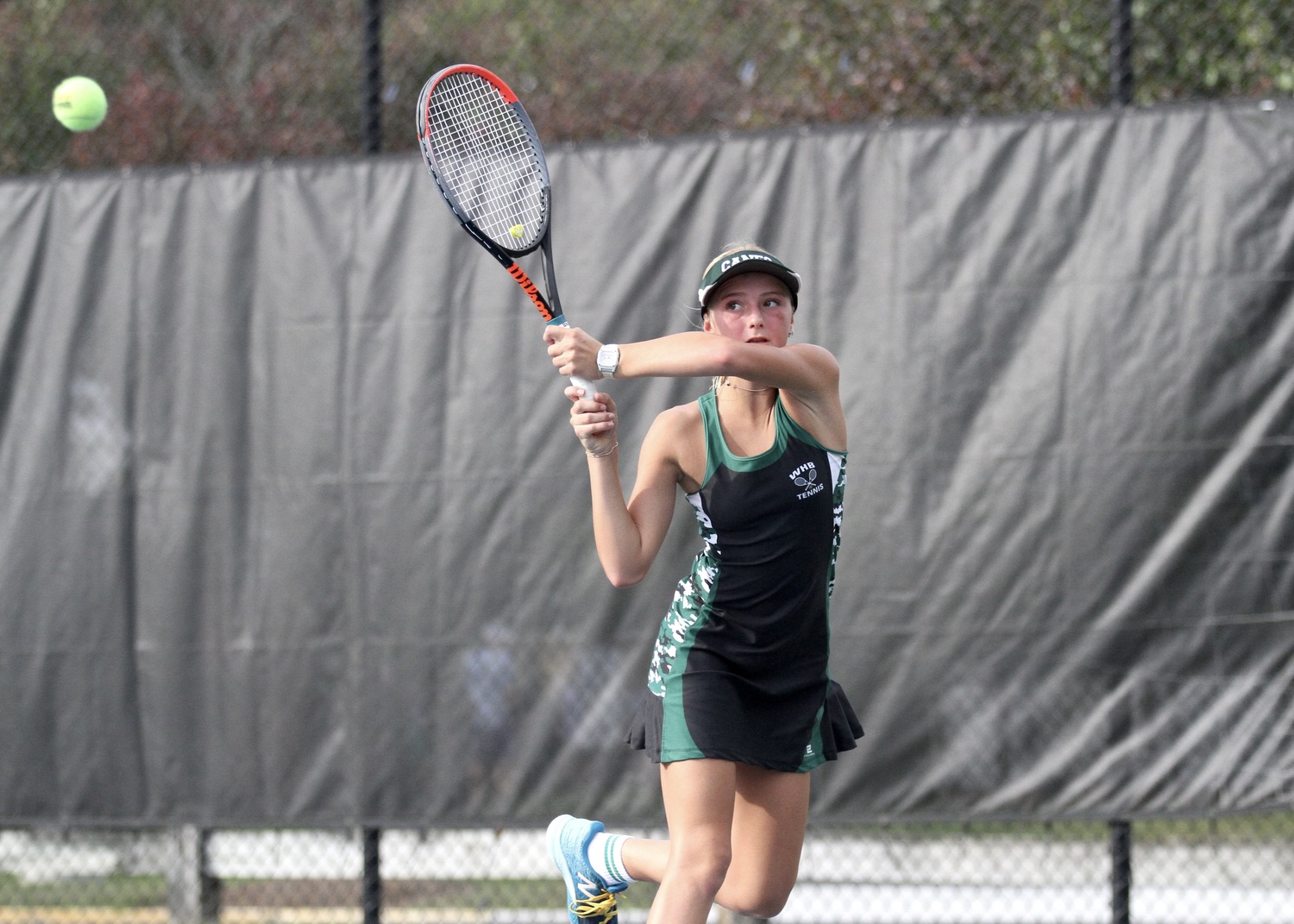 Seventh-grader Riley Magner with a forehand. DESIRÉE KEEGAN