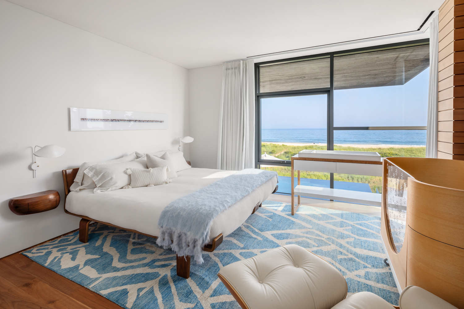 Inside 125 Mid Ocean Drive in Bridgehampton. EVAN JOSEPH/EVAN JOSEPH STUDIOS