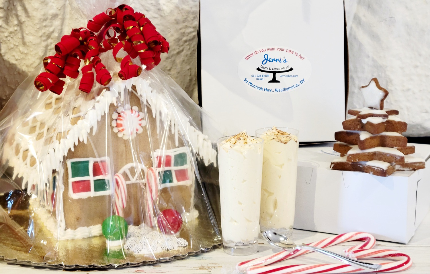 A gingerbread house, from Jerri's Cakery.