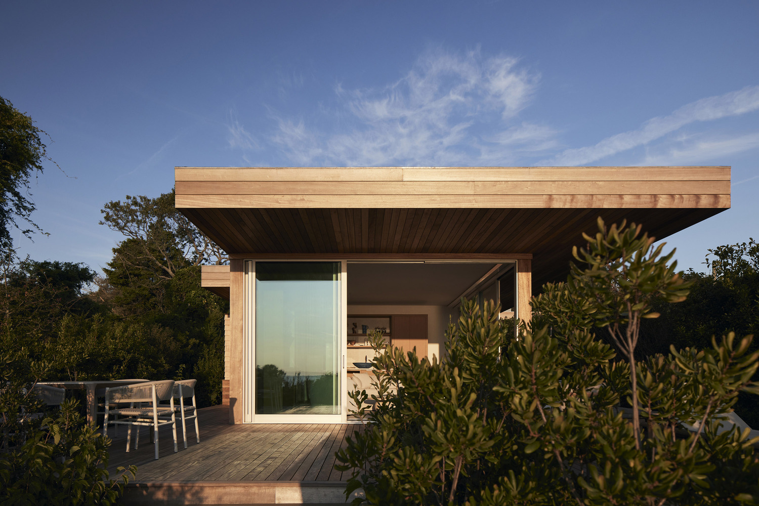 Stelle Lomont Rouhani won an Archi Award for its Sunset Cottages project in Montauk. GLEN ALLSOP
