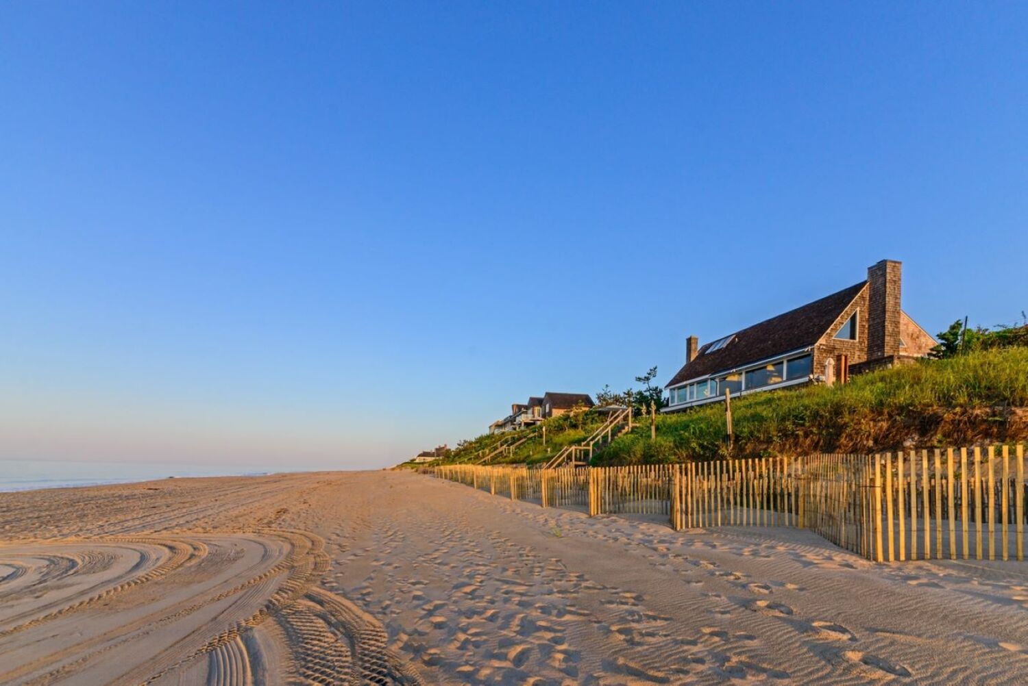 33 Lily Pond Lane in East Hampton. COURTESY DOUGLAS ELLIMAN