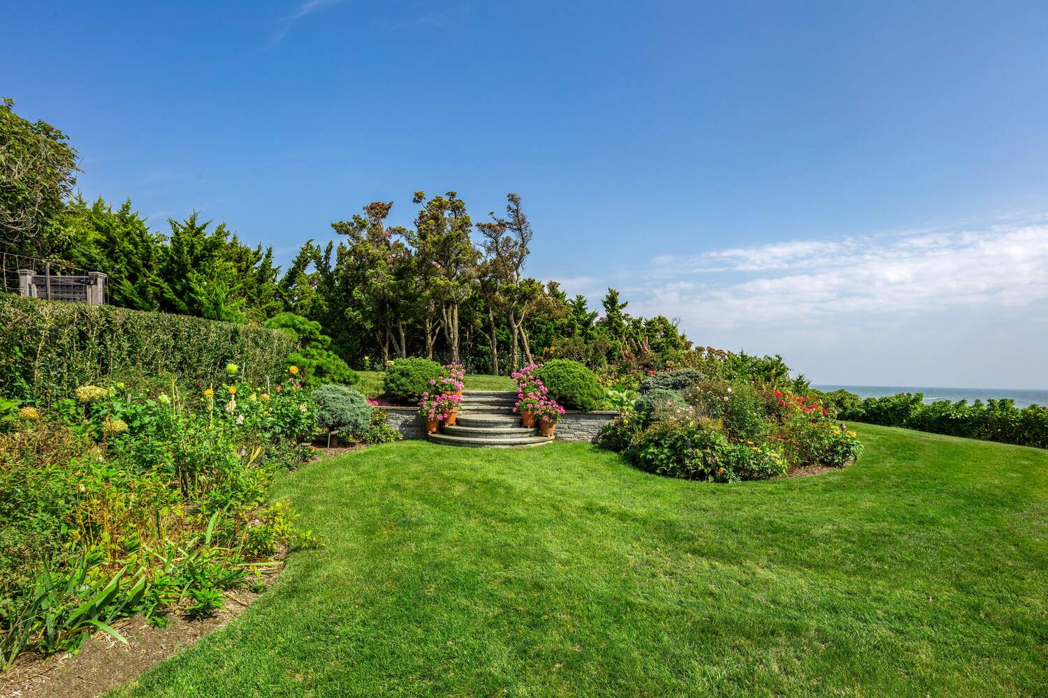 33 Lily Pond Lane in East Hampton. COURTESY DOUGLAS ELLIMAN