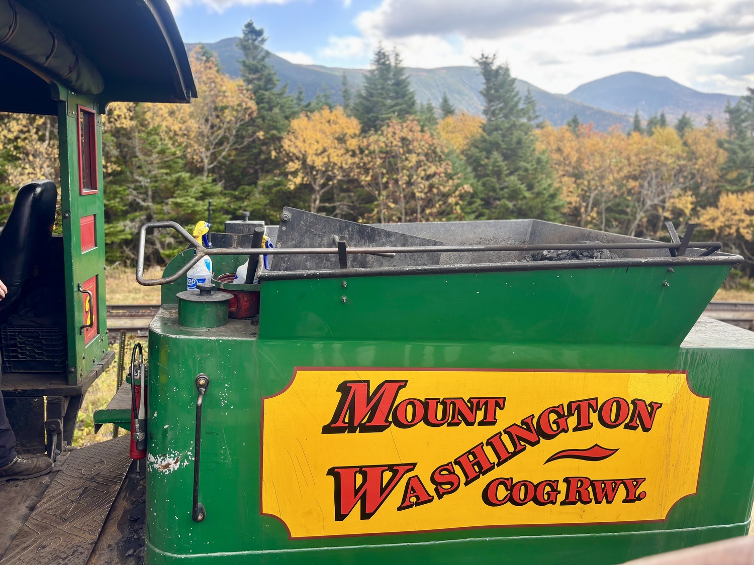 Travels With Hannah: Leaf Peeping, Ice Cream and Family Chaos in the White Mountains