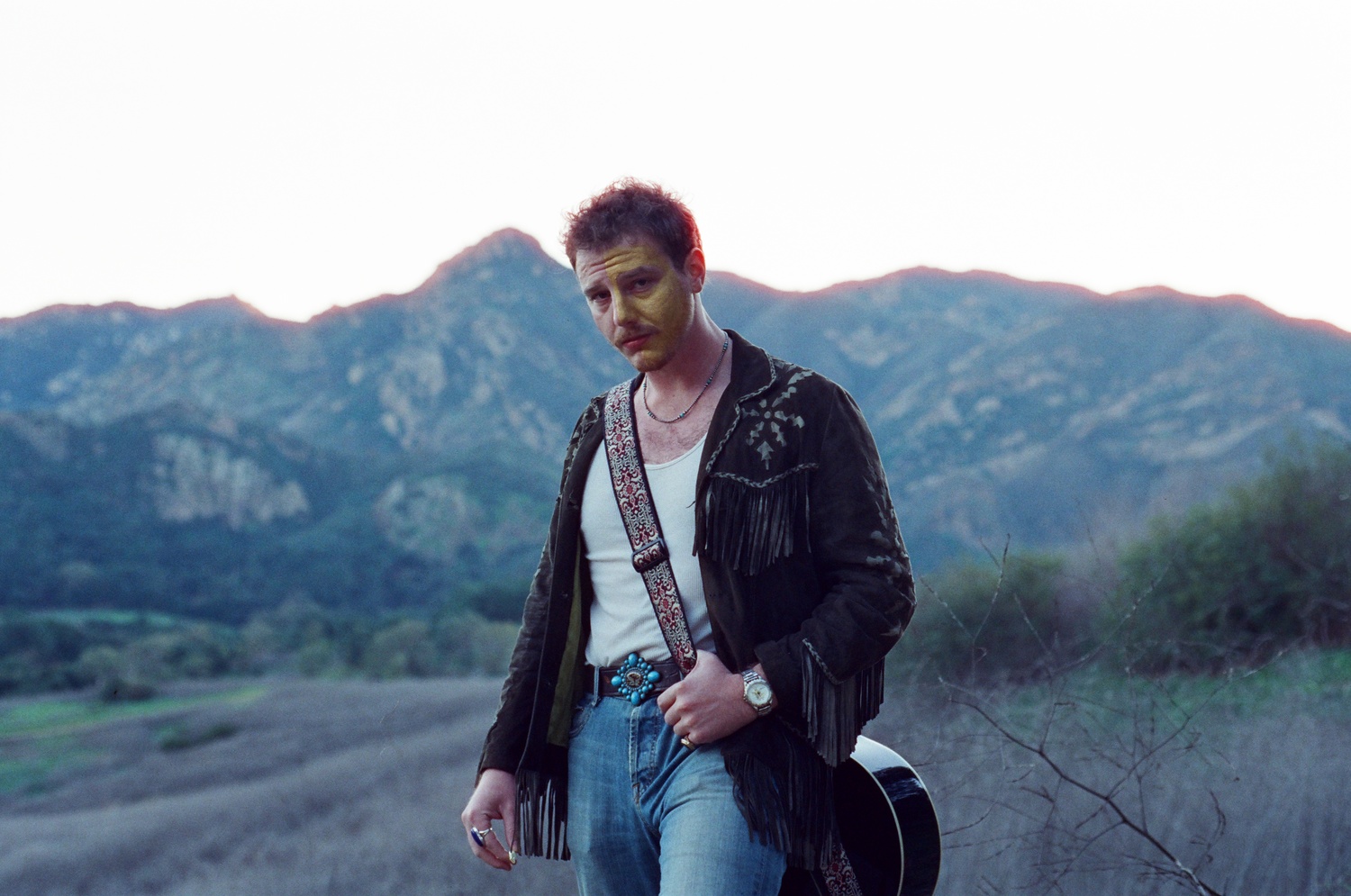 August Gladstone shares his music in a show in Sag Harbor on December 21. CLARE LARSEN