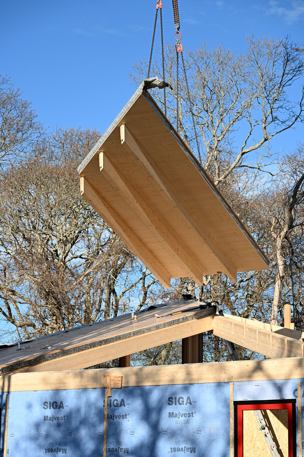 BuildLabs assembled a new studio on the Ma’s House & BIPOC Art Studio campus last week. NICOLE CHEN