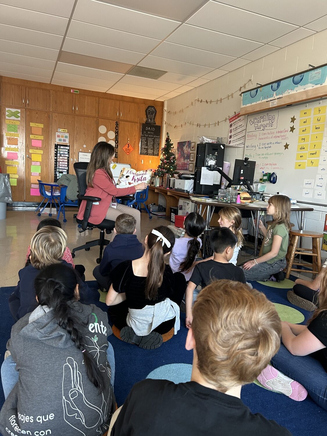 Jully Williams reads 